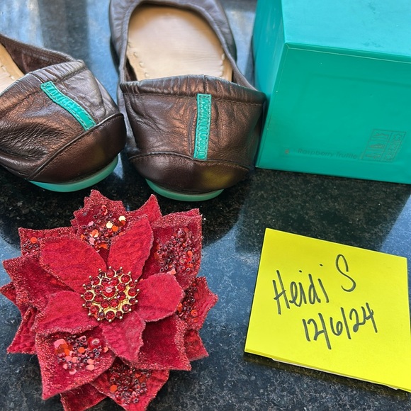 Original Black Friday release Raspberry Truffle - Picture 6 of 6